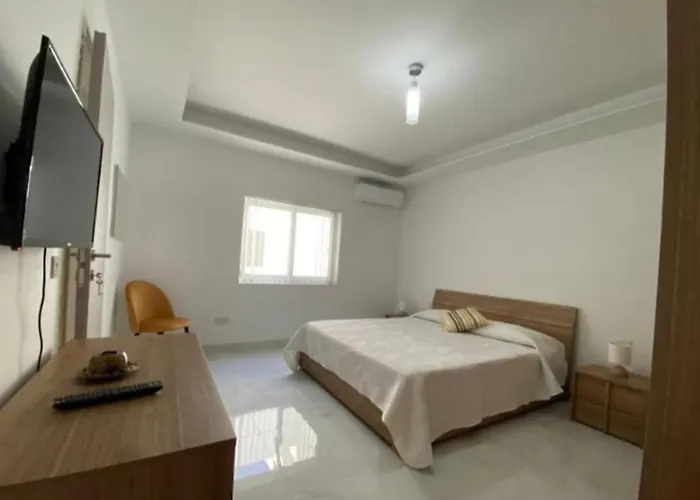 Lejlighed Lovely 1-bedroom Penthouse With Bbq Area